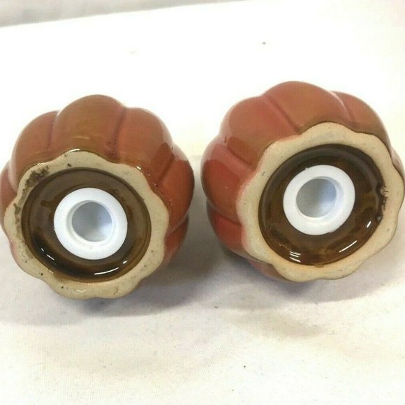 Pumpkin Salt and Pepper Shakers Fall Decor - Picture 5 of 5